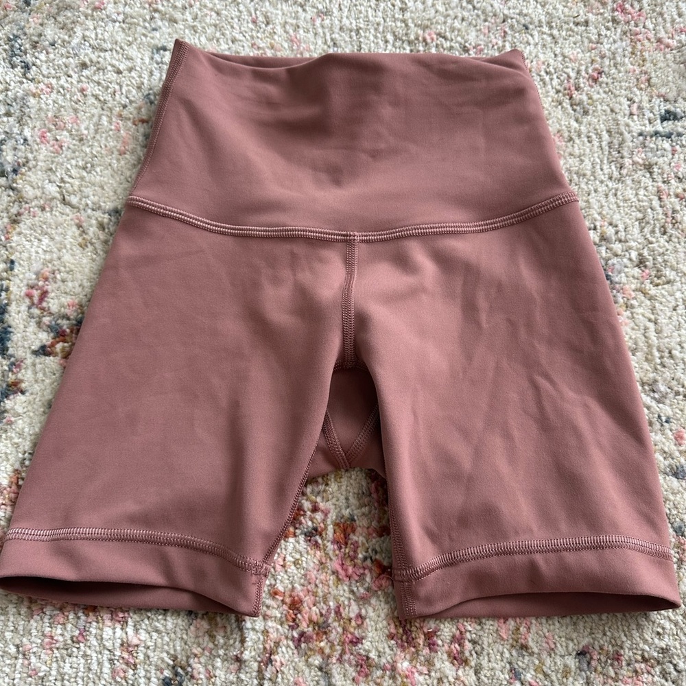 LULU LEMON BIKER SHORTS